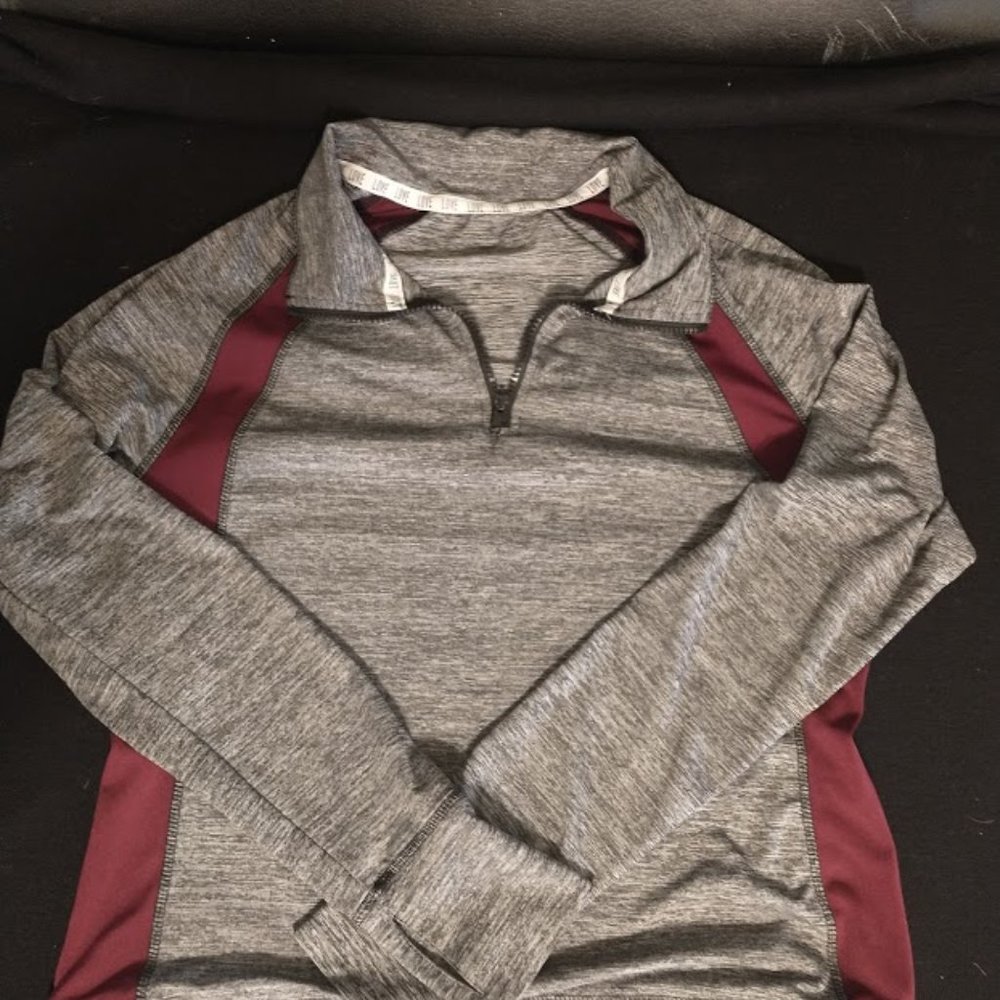 Athletic Pullover LONG SLEEVE SHIRT - by LOVE - Medium - Picture 3 of 4